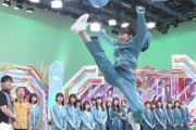 【櫻坂46】松田里奈、紅白で大泉洋さんに回し蹴りをかます世界線www