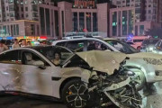 【悲報】中国でXiaomiのEVがまたやらかす…車両16台に連続衝突ｗｗｗｗｗｗｗｗｗ