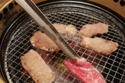 ワイ「お昼焼肉でいい？」　マッチングアプリ女さん「いきなり焼肉は怖いです・・・」 ← これ