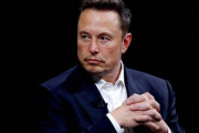 【速報】イーロン・マスク、お金配りイベント開催！署名で100ドルゲットの大盤振る舞いｗｗｗｗｗ