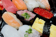 『スーパーのパック寿司』と『回転寿司の🍣』を食ってどっちがどっちだか当てられる自信ある？