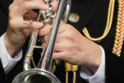 【悲報】自衛隊さん、被災地に音楽隊を派遣していた…