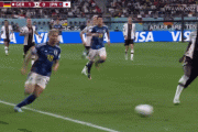 【GIF】日本代表戦で "舐めプ走り" と話題のドイツ代表リュディガーの走り方www【性格悪い】