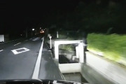 【香川】居眠り運転で用水路の水門に突っ込んでしまうドラレコ動画がひどい。