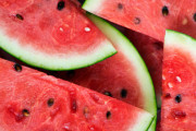 日本人、スイカの不味さに気づく