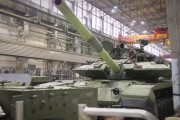 ロシア戦車メーカー「ついに戦時生産体制が完成した」改修型T-90MおよびT-72B3Mの大量生産が開始！