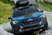スバルの新型クロスオーバーSUV「アウトバック ウィルダネス」を御覧ください