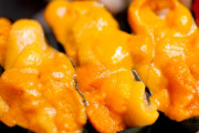 【悲報】記者「1貫40万円のウニの握りどうでした？」食べた客「美味しかった」