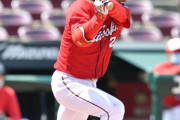 カープ田中広輔、小園からショート奪還へ存在感！紅白戦で2安打1打点「アピールしていかないと」