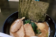 家系ラーメンってチャーシューより海苔が遥かに重要だよな
