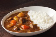 夫「最近ずっと毎日カレーだなぁ」妻「カレー持ってきたわよ～」夫（今トイレから出てこなかったか？）
