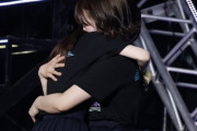 35thアンダラ最後のあやレイ涙のハグが泣ける…【乃木坂46】
