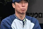 ヤクルト高津監督、致命的ミスの岩田に激怒「5/27も今日も失敗、どれだけ努力したのか」