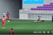 【悲報】高校サッカー、とんでもない奇襲ゴールが決まる。これアリなの？ｗｗｗｗ
