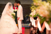 【悲報】結婚式費用３００万ｗｗｗｗｗｗｗｗ