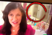 【米国】アメリカの美人キャスター  自宅からの中継で入浴シーンを配信してしまう...【放送事故】［動画あり］