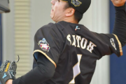 日本ハム・斎藤佑樹「ヨシッ！」と声を上げながら151球を投げ込む