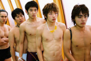 ウォーターボーイズ「男がプールで踊るだけです、内容は特にありません」←天下取れた理由