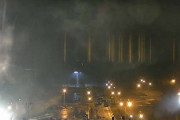 ロシア軍がウクライナの原子力発電所を攻撃、敷地内で火災が発生