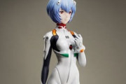 綾波レイ等身大フィギュア発売で悩みの声　約180万円で「ぐぬぬ」　初号機は300万円