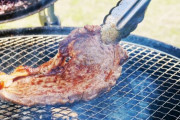 「友人とBBQするために」 スーパーで大量の食材を万引きした男を逮捕