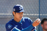 ドジャース・大谷翔平は3度目ブルペンで153キロ計測　ロバーツ監督「ビッグステップ。いい球だった」