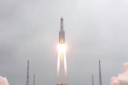中国が打ち上げた大型ロケットの残骸落下問題、中国は今後も2回のロケットの発射を計画