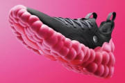 【画像】最先端の靴、『何か』に浸食されたようなデザインになるｗｗｗｗ