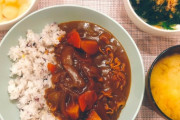 カレーに味噌汁はありか…!?