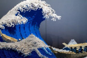 海外「日本人レゴ作家が5万ピースのレゴで作った北斎の神奈川沖浪裏が素晴らしすぎる」：レゴで立体化した北斎の神奈川沖浪裏に対する海外の反応