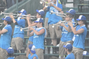 クラーク国際、花巻東に敗れる　雨で粋な演奏のブラバンに拍手喝采