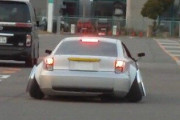 タイヤの車をハの字にしてる奴ｗｗｗｗｗｗｗｗｗｗ