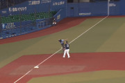 白井、3塁線の打球を避けるｗｗｗｗ