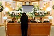 【悲報】日本の葬儀屋さん、悲鳴を上げる