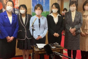 女性議員方、真っ先に「二階幹事長お辞めください。私が替わりますから」と言うべきではないでしょうか。稲田氏らが森氏発言批判　二階幹事長に女性役員増など緊急提言