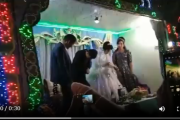 【悲報】「結婚式余興のゲーム」で負けた男、新婦を殴ってしまい空気をぶち壊すｗｗｗｗｗ
