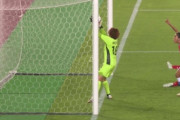 【悲報】サッカー「なでしこ」のチリ戦、やっぱりゴールだった。世界中から誤審と大騒ぎに…