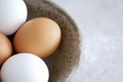 【悲報】卵だけで作れるツマミ存在しない･･･