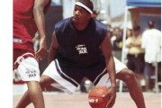 【NBA】最も”ストリートボール”的なプレースタイルの選手は誰だったと思う？