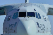 空自C-2国産輸送機、「青い鯨」は空中で大きく口を開ける！