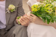 16歳同士で結婚したけど何か質問ある？