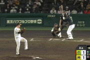 【阪神対ヤクルト9回戦】阪神・ミエセスの守備…