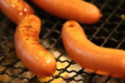 焼肉屋でウインナーを注文することの是非
