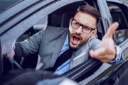 【煽り運転】煽り運転加害者←100%悪い   煽り運転被害者←
