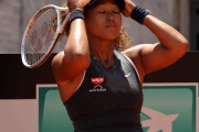 大坂なおみ選手、試合にストレートで負けてブチギレ！腹いせにラケットを破壊→スポンサーのYONEX「…」