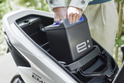 ホンダ、原付一種の電動二輪パーソナルコミューター「EM1 e:」を発売