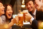 会社の飲み会って何のためにするの？