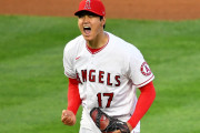 大谷翔平が6回8奪三振無失点！打者では2塁打！ライトも守った！←「でもエ」（海外の反応）
