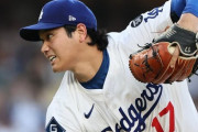 【MLB】大谷翔平、外野手グラブをトロントへ　6戦、7戦でリリーフ＆外野守備の可能性…　ロバーツ監督「総力戦になる。選択肢の一つ」