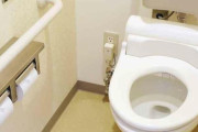 コンビニのトイレを借りたら何か買うべきなのか？ → “使うだけ”という人たちに賛否の声…「公衆トイレじゃないよ」